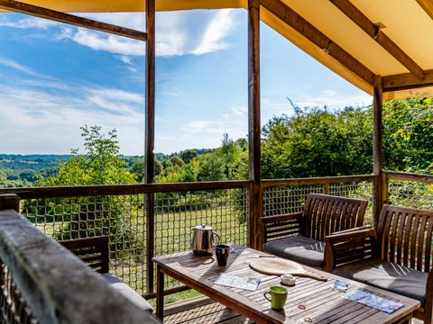 BUNGALOW TOILÉ 5 personnes - Bungalow Toilé Standard 19m² (2 chambres) - Terrasse couverte 6m² - Sans sanitaires 5 pers