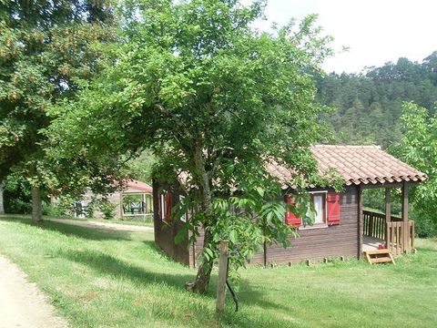 CHALET 4 personnes - Chalet Standard 25m² (2 chambres) 2 adultes et 2 enfants - Terrasse couverte 10m² 2/4 pers