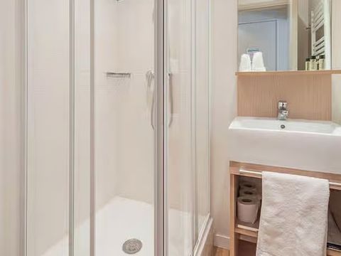 APPARTEMENT 4 personnes - Classique Appt Duplex Chambre 4 pers Terrasse Climatisation