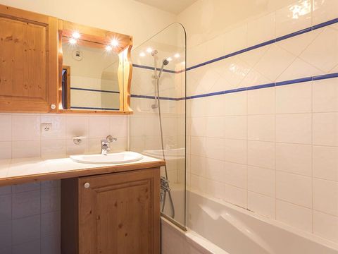 APPARTEMENT 4 personnes - ESSENTIEL VUE BALCON - 2P22EV
