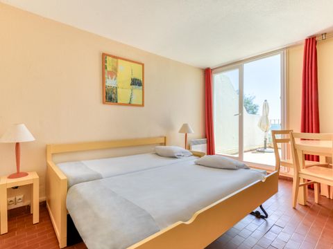 APPARTEMENT 4 personnes - Essentiel Appt Ch. 4 pers Vue impren Front mer Terrasse Etage