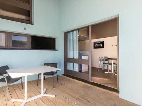 STUDIO 4 personnes - Classique Studio Duplex 4 personnes Coin nuit Terrasse Pinède  (H)