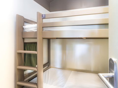 APPARTEMENT 6 personnes - Classique Apt Duplex Chambre 6 personnes Coin nuit Terrasse Pinède