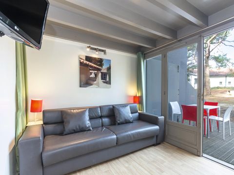 APPARTEMENT 6 personnes - Classique Apt Duplex Chambre 6 personnes Coin nuit Terrasse Pinède