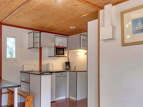 CHALET 4 personnes - Essentiel Chalet 2 chambres 4 personnes Pinède non renové