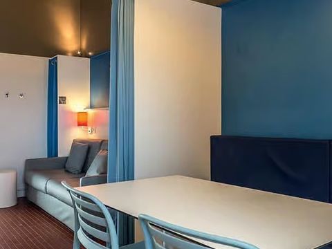 STUDIO 2 personnes - Classique Studio 2 personnes Terrasse (*)