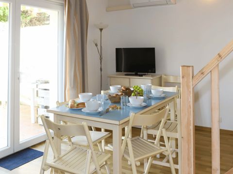 APPARTEMENT 5 personnes - 2 PIECES - MEZZANINE