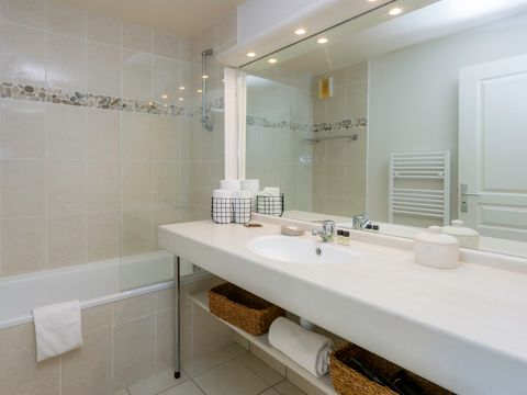 APPARTEMENT 5 personnes - G/295_2 PIECES 5 PERSONNES COTE PISCINE