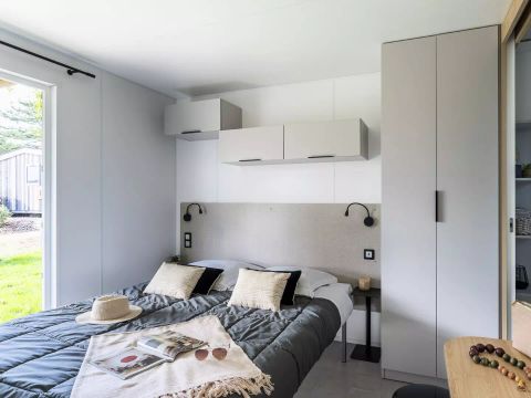 MOBILHOME 4 personnes - Cabane Premium 3 Pièces 4 Personnes Climatisée + TV