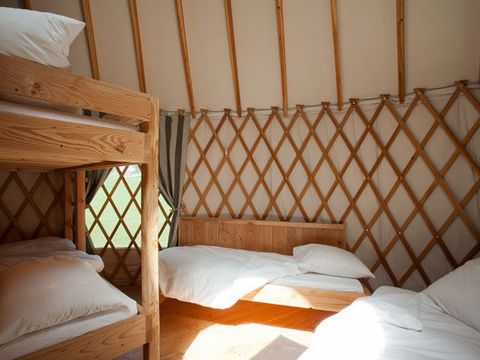 HÉBERGEMENT INSOLITE 8 personnes - GRANDE