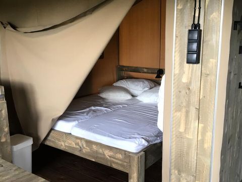 TENTE TOILE ET BOIS 4 personnes - LODGE SAFARI