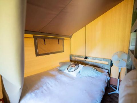 TENTE TOILE ET BOIS 4 personnes - Lodge Safari 2 Pièces 4 Personnes (2 adultes + 2 enfants -10 ans) + Jaccuzi