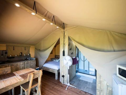 TENTE TOILE ET BOIS 4 personnes - Lodge Safari 2 Pièces 4 Personnes (2 adultes + 2 enfants -10 ans) + Jaccuzi