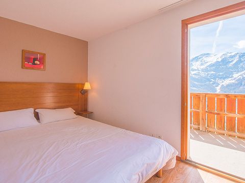 APPARTEMENT 10 personnes - 4 pièces 10 personnes