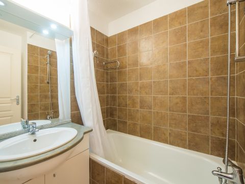 APPARTEMENT 10 personnes - 4 pièces 10 personnes