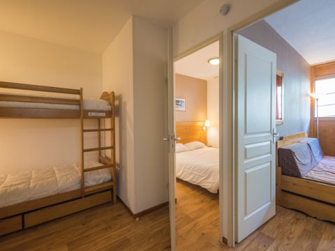 APPARTEMENT 6 personnes - 2 pièces cabine 6 personnes- Vue montagne (2P6V)