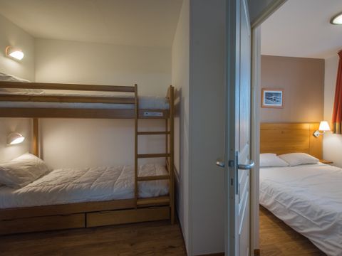 APPARTEMENT 6 personnes - 2 pièces cabine 6 personnes- Vue montagne (2P6V)