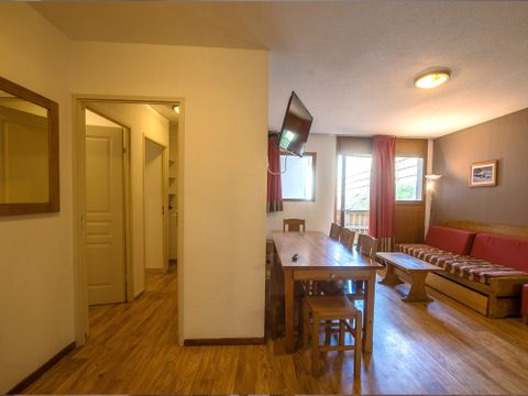 APPARTEMENT 6 personnes - 2 pièces cabine 6 personnes- Vue montagne (2P6V)