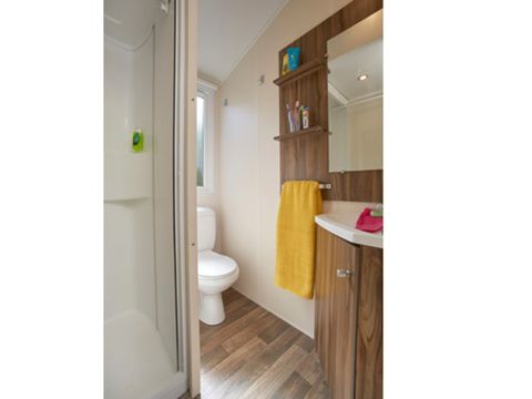 MOBILHOME 6 personnes - Comfort | 3 Ch. | 6 Pers. | Terrasse Couverte | 2 SDB | TV
