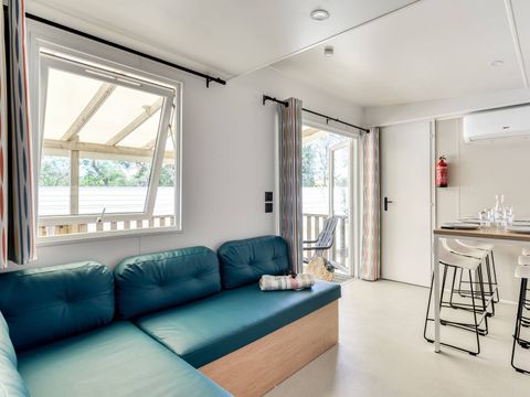 BUNGALOW 6 personnes - Mobil-home | Premium | 3 Ch. | 6 Pers. | Terrasse Lounge | Clim. | TV