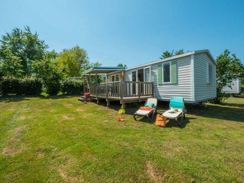 BUNGALOW 4 personnes - Mobil-home | Comfort | 2 Ch. | 4 Pers. | Terrasse surélevée | Clim. | TV