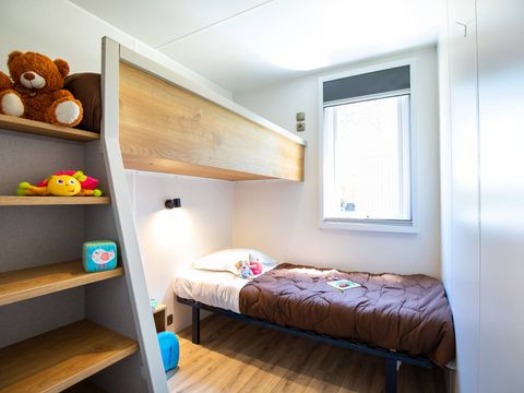 BUNGALOW 6 personnes - Mobil-home | Premium Exclusive | 3 Ch. | 6 Pers. | Terrasse surélevée | 2 SDB | Clim. | TV