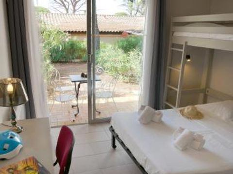 CHAMBRE 5 personnes - Chambre 4/5 personnes