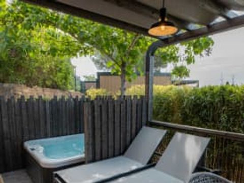 MOBILHOME 4 personnes - Cottage MALIBU SIMPLE 4p2c2s Premium SPA