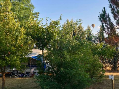 Emplacement - Emplacement XL véhicule + électricité 6A +150m²