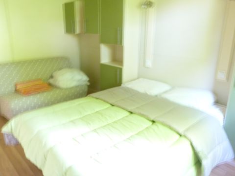 Chalet 4 personnes - Castor (Confort) - 35m² 2 chambres (pour personne à mobilité réduite)