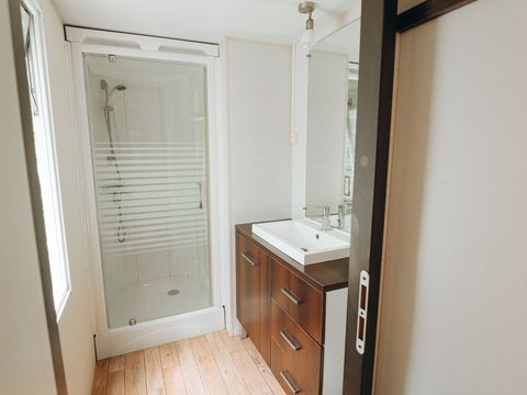 MOBILHOME 4 personnes - Confort - terrasse couverte