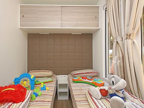 Mobilhome 6 personnes - Mobil-home | Comfort XL | 3 Ch. | 6 Pers. | Terrasse surélevée | 2 SDB | Clim.