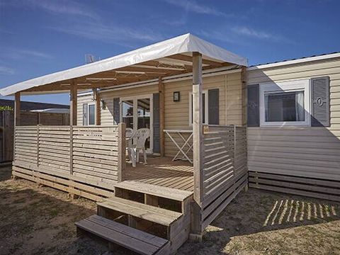 Mobilhome 6 personnes - Mobil-home | Comfort | 3 Ch. | 6 Pers. | Terrasse surélevée | 2 SDB | Clim.