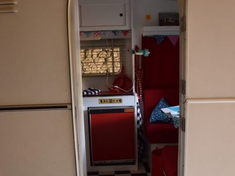 CARAVANE 3 personnes - RETRO