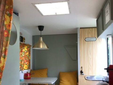 CARAVANE 4 personnes - VINTAGE CARAVANE 4 personnes - VINTAGE