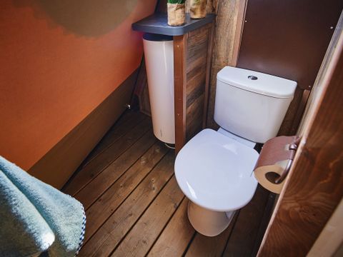 HÉBERGEMENT INSOLITE 4 personnes - Tipi LUXE - 2 chambres avec sanitaires
