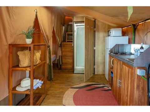 Tente en toile et en bois 5 personnes - VICTORIA (2R 4+1P)