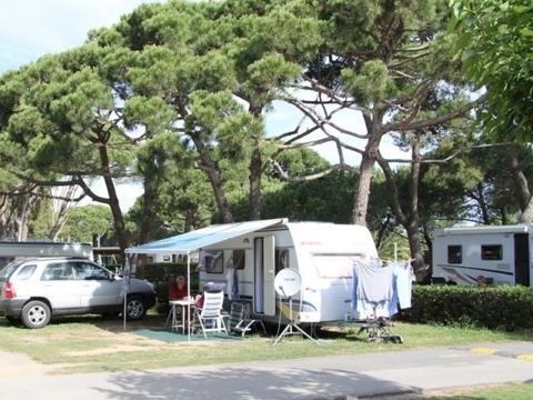 Camping 3 Estrellas Barcelona - Camping Barcelone - Image N°2