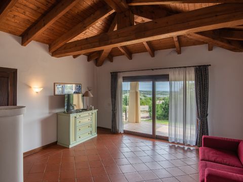 VILLA 8 personnes - Es, piscine privée