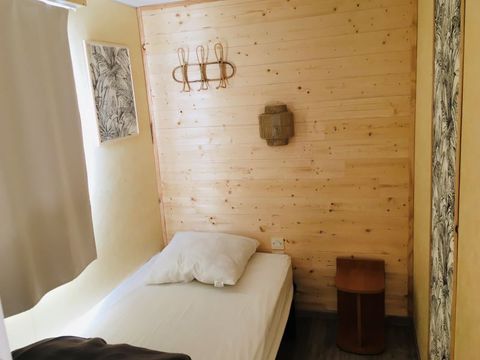 MOBILHOME 3 personnes - au calme