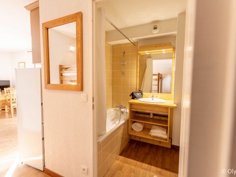 STUDIO 4 personnes - Cabine - terasse ou balcon