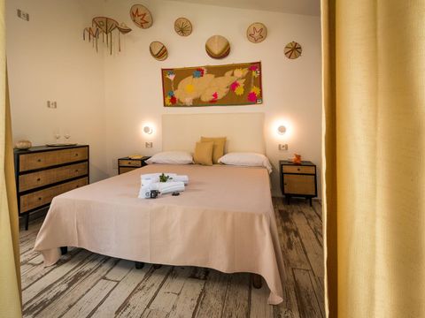 BUNGALOW 2 personnes - Mono Deluxe