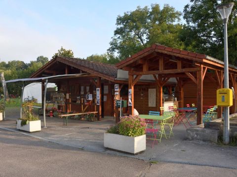 Camping L'Ile aux mille Charmes - Camping Vosges - Image N°14