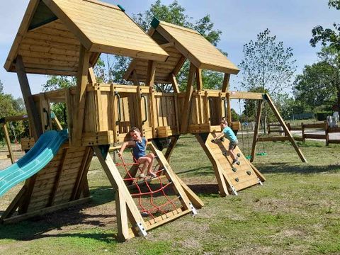 Camping L'Ile aux mille Charmes - Camping Vosges - Image N°7