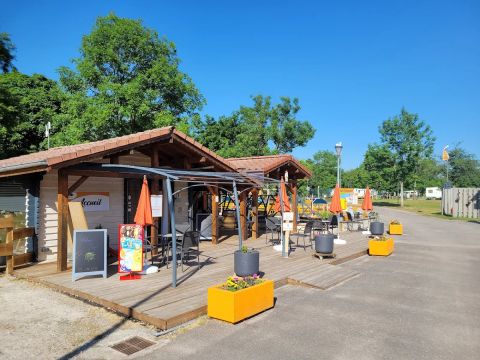 Camping L'Ile aux mille Charmes - Camping Vosges - Image N°4