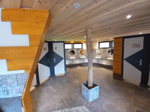 Camping L'Ile aux mille Charmes - Camping Vosges - Image N°12