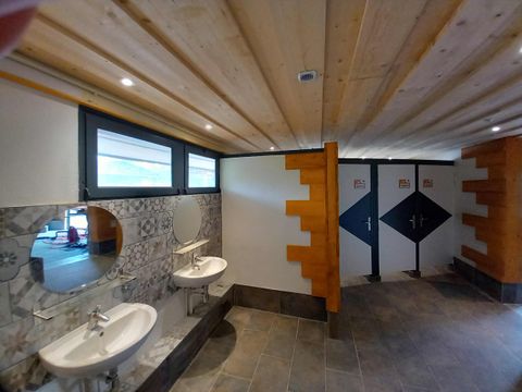 Camping L'Ile aux mille Charmes - Camping Vosges - Image N°9