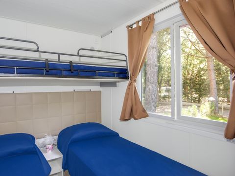 BUNGALOW 4 personnes - Trendy L