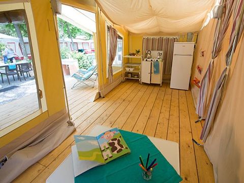 TENTE TOILE ET BOIS 5 personnes - Tente Explorer | 2 Ch. | 5 Pers. | Sans SDB