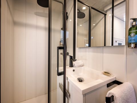 HÉBERGEMENT INSOLITE 3 personnes - Duplex Tiny Home